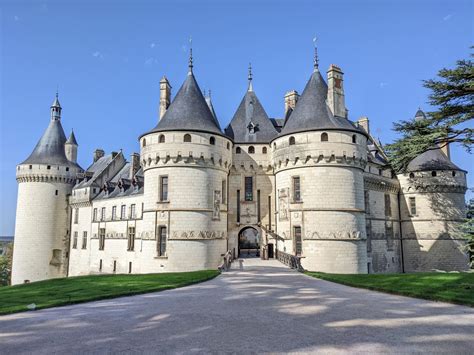 chateau.