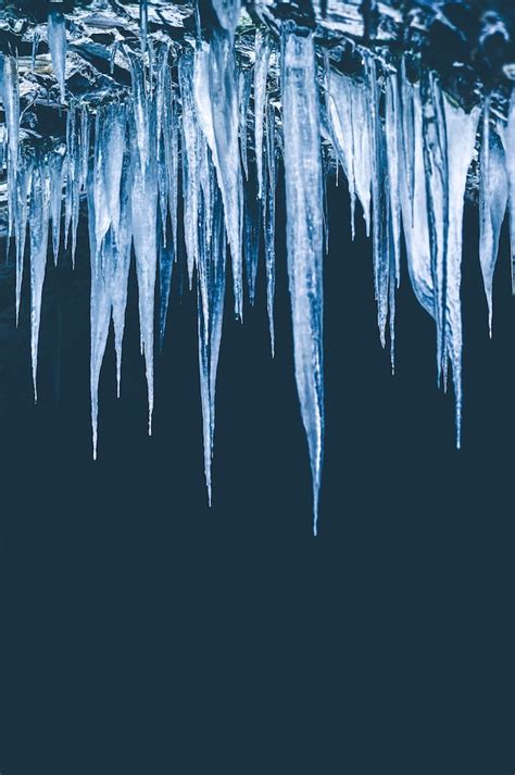 icy.